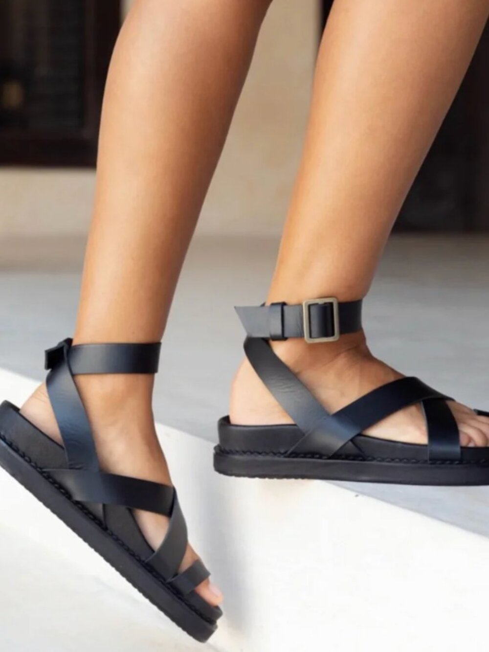 Liberté Brontë Sandals, Size EU 40/US 9 - Picture 2 of 3